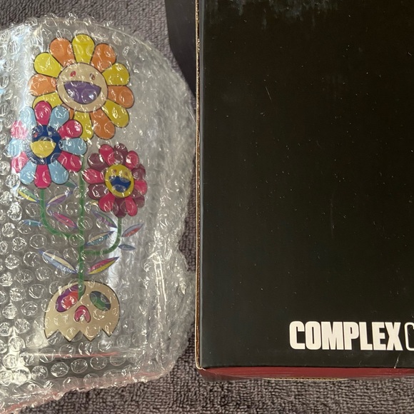 *NWT* Takashi Murakami X ComplexCon Skull Cluster Pint Glass